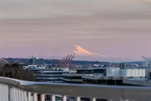 601 W Mercer Pl, Seattle, WA 98119 - Photo 32