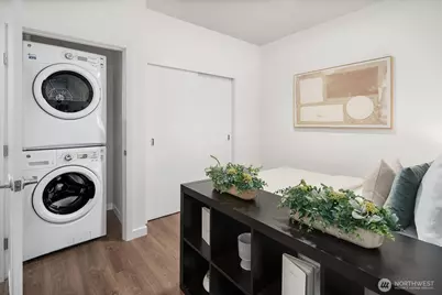 1085 103rd Avenue NE #124, Bellevue, WA 98004 - Photo 14