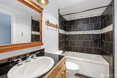 302 S Seventh Avenue, Port Hadlock-Irondale, WA 98339 - Photo 10