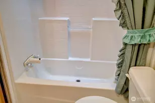 300 Schinn Canyon Dr, Deming, WA 98244 - Photo 16