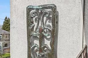 632 13th Ave E, Seattle, WA 98102 - Photo 10