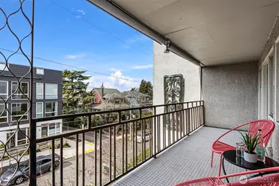 632 13th Avenue E #12, Seattle, WA 98102 - Photo 8
