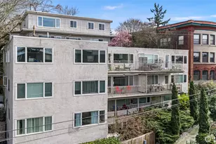 632 13th Ave E, Seattle, WA 98102 - Photo 2