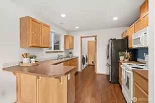 19714 104th Ave E, Graham, WA 98338 - Photo 4