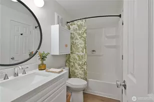 6236 NE 137th Pl, Redmond, WA 98052 - Photo 18