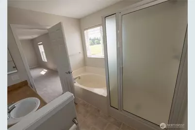 18634 94th Avenue Ct E, Puyallup, WA 98375 - Photo 8