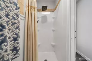 14401 SE Petrovitsky Rd, Renton, WA 98058 - Photo 18