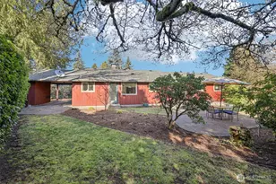 11537 Corliss Ave N, Seattle, WA 98133 - Photo 28