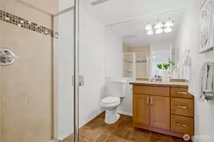 12740 NE 10th Pl, Bellevue, WA 98005 - Photo 14