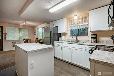 7018 Olympus Way, Glacier, WA 98244 - Photo 10