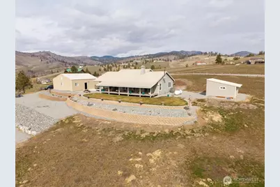605 Chelan Trails Road, Manson, WA 98831 - Photo 36