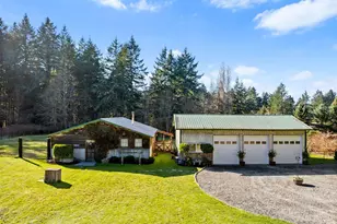 8733 Johnson Point Rd NE, Olympia, WA 98516 - Photo 28