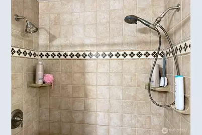 105 Timberline Drive, Castle Rock, WA 98611 - Photo 10