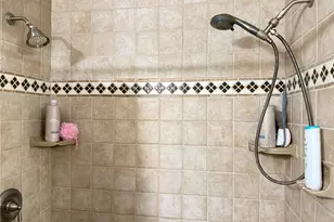 105 Timberline Dr, Castle Rock, WA 98611 - Photo 10