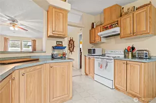 814 Larson St, Friday Harbor, WA 98250 - Photo 8