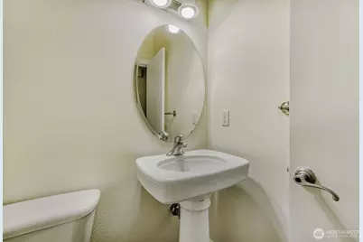 4504 25th Street SE, Puyallup, WA 98374 - Photo 4