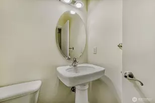 4504 25th St SE, Puyallup, WA 98374 - Photo 4