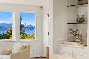 4701 84th Ave SE, Mercer Island, WA 98040 - Photo 10