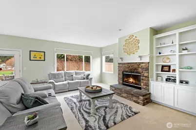 7041 Eagle Lake Drive SE, Snoqualmie, WA 98065 - Photo 12