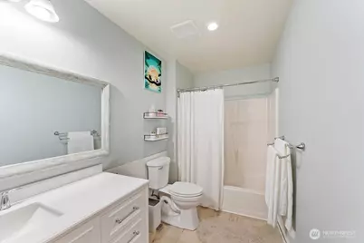 7041 Eagle Lake Drive SE, Snoqualmie, WA 98065 - Photo 16