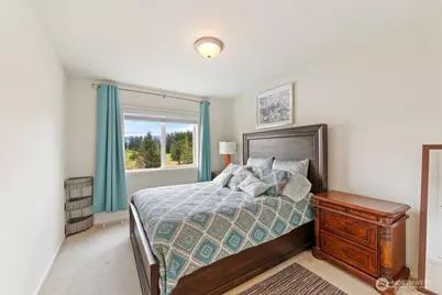 7041 Eagle Lake Drive SE, Snoqualmie, WA 98065 - Photo 22