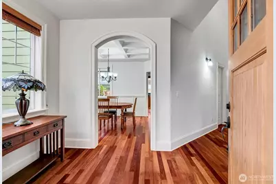 1628 154th Avenue SE, Bellevue, WA 98007 - Photo 4