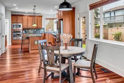 1628 154th Avenue SE, Bellevue, WA 98007 - Photo 10