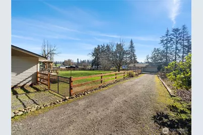 18703 SE 384th Street, Auburn, WA 98092 - Photo 34