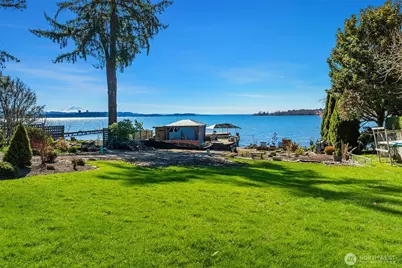 7615 NE Champagne Point Place, Kirkland, WA 98034 - Photo 10