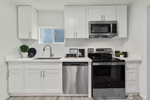 1908 S 43rd St, Tacoma, WA 98418 - Photo 10