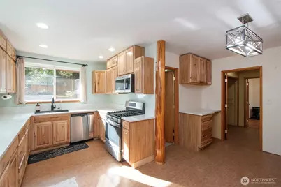 131 Robinson Road, Port Angeles, WA 98362 - Photo 6