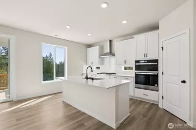 2025 NE Norseman Way, Poulsbo, WA 98370 - Photo 12