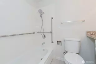 414 S 168th St, Burien, WA 98168 - Photo 10