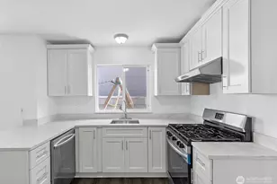 2707 S 268th Pl, Kent, WA 98032 - Photo 12