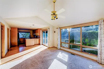 15728 NE 61st Ct, Redmond, WA 98052 - Photo 14