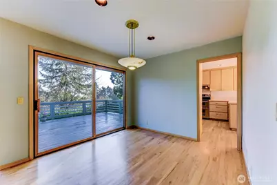 15728 NE 61st Ct, Redmond, WA 98052 - Photo 10