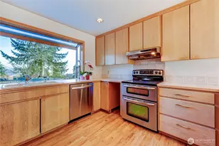 15728 NE 61st Ct, Redmond, WA 98052 - Photo 20