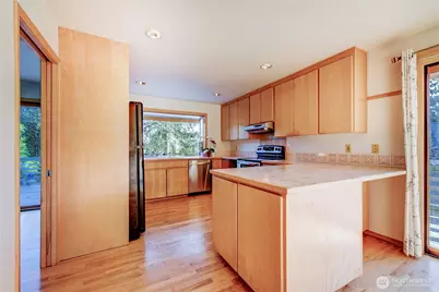 15728 NE 61st Ct, Redmond, WA 98052 - Photo 18