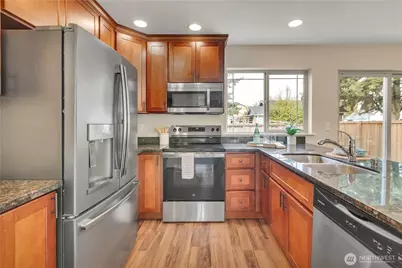 619 E 57th Street Ct, Tacoma, WA 98404 - Photo 4