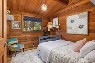 10750 N Madison Ave NE, Bainbridge Island, WA 98110 - Photo 18