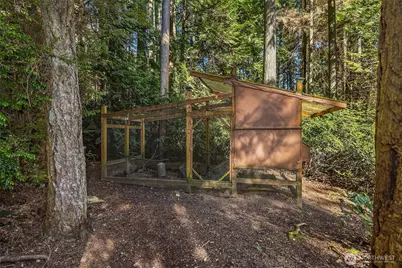 10750 N Madison Avenue NE, Bainbridge Island, WA 98110 - Photo 30