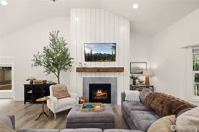 23011 SE Lake Wilderness Drive, Maple Valley, WA 98038 - Photo 8