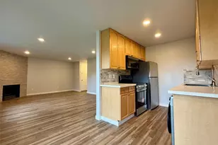 9623 S 248th, Kent, WA 98030 - Photo 4