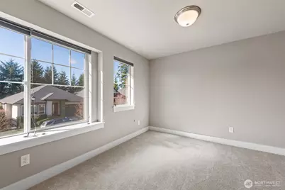 610 Field Place NE, Renton, WA 98059 - Photo 26