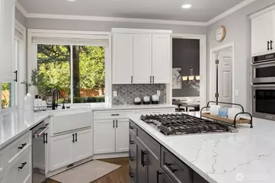 1741 267th Court SE, Sammamish, WA 98075 - Photo 10