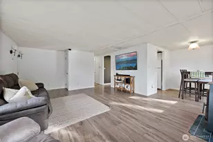 10411 238th St E, Graham, WA 98338 - Photo 8