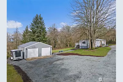 10411 238th Street E, Graham, WA 98338 - Photo 2