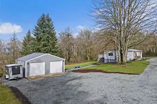 10411 238th St E, Graham, WA 98338 - Photo 2