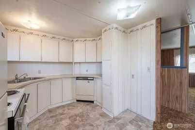 4934 Road M NE, Moses Lake, WA 98837 - Photo 14