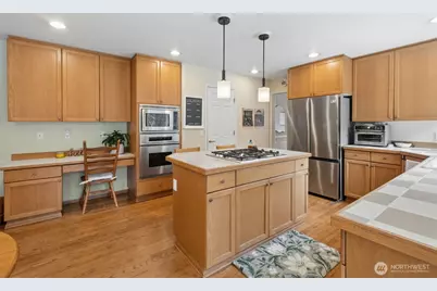 18525 SE 277th Way, Covington, WA 98042 - Photo 14